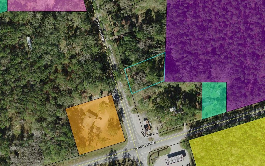 Photo of 1951, 1971 Woodville Highway, Crawfordville, FL 32327 (MLS # 374729)