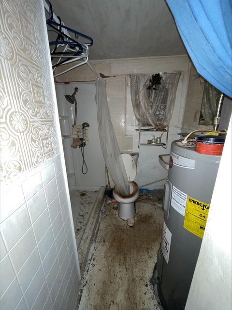 Tiny photo for 521 E 8th Court, Panama City, FL 32401 (MLS # 394466)