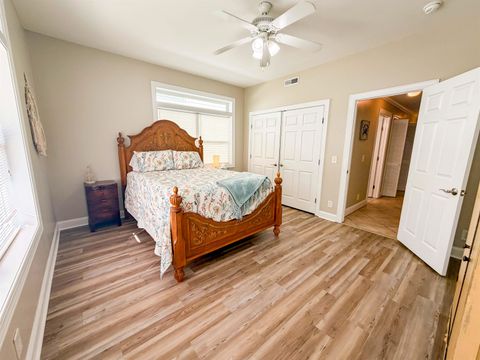 Tiny photo for 709 SE 3rd Street #D, Carrabelle, FL 32322 (MLS # 396866)