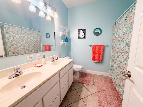 Tiny photo for 709 SE 3rd Street #D, Carrabelle, FL 32322 (MLS # 396866)