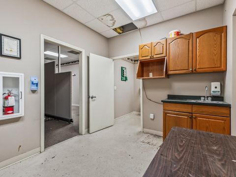 Tiny photo for 2016 N Point Boulevard #1-4, Tallahassee, FL 32308 (MLS # 397755)