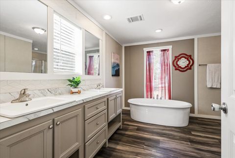 Tiny photo for 961 Hassell Rd, Tallahassee, FL 32305 (MLS # 395449)