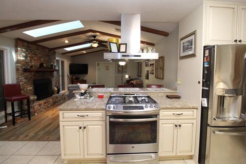 Tiny photo for 2021 Quinn Court, Tallahassee, FL 32309 (MLS # 399251)