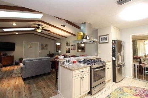 Tiny photo for 2021 Quinn Court, Tallahassee, FL 32309 (MLS # 399251)