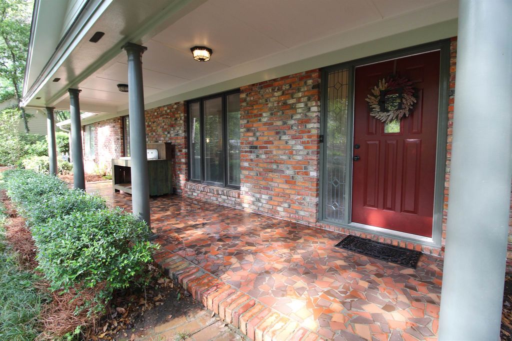 Photo of 2021 Quinn Court, Tallahassee, FL 32309 (MLS # 399251)