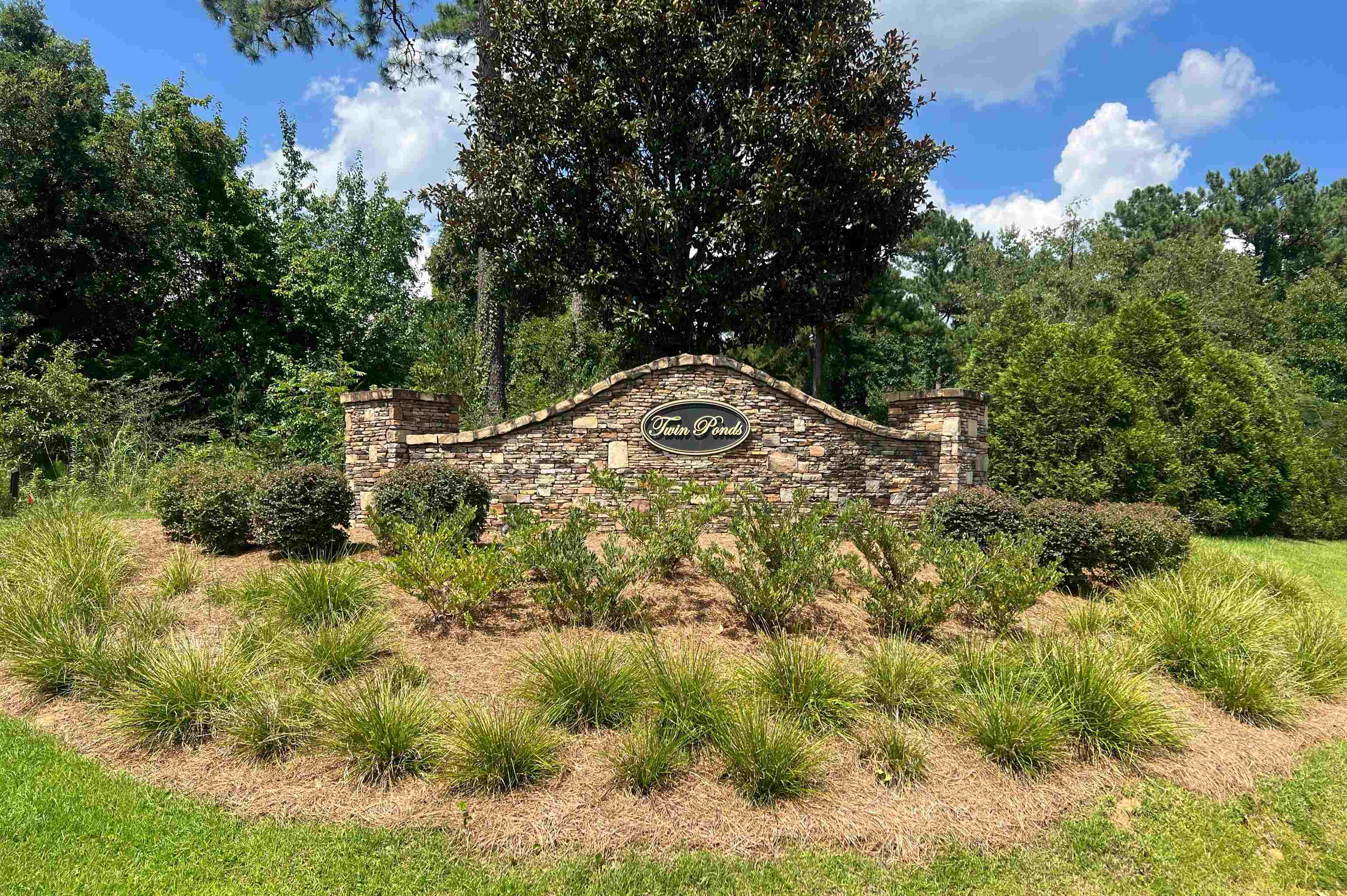 300 Twin Ponds Drive
