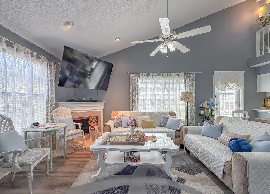 Photo of 2522 GOLDEN PARK Lane, Tallahassee, FL 32303 (MLS # 390867)