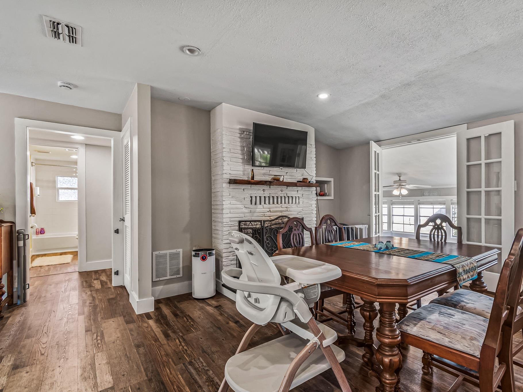 572 Mashes Sands Road