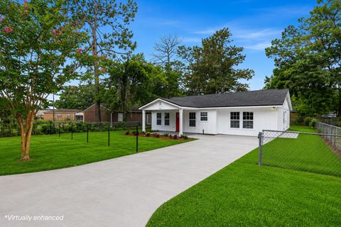 Tiny photo for 274 Water Oak Drive, Tallahassee, FL 32305 (MLS # 402075)