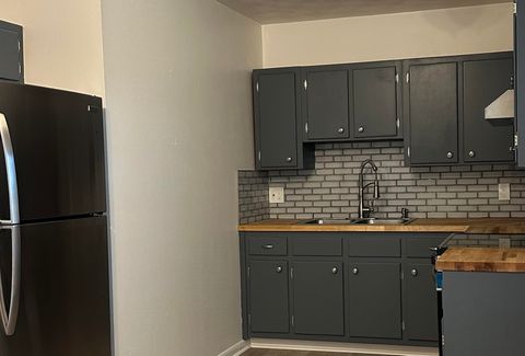 Tiny photo for 3423 N. Ridge Road Rd, Tallahassee, FL 32305 (MLS # 394983)