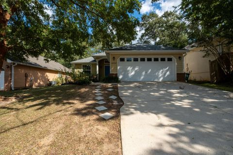 Photo of 1835 Newman Lane, Tallahassee, FL 32312 (MLS # 392069)