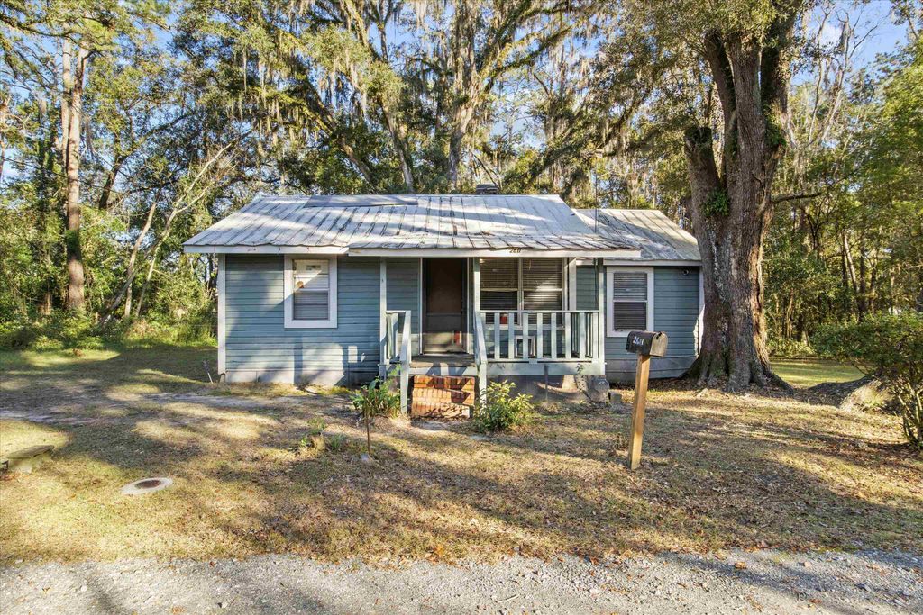 Photo of 2611 Red Arrow Road, Tallahassee, FL 32301 (MLS # 394061)