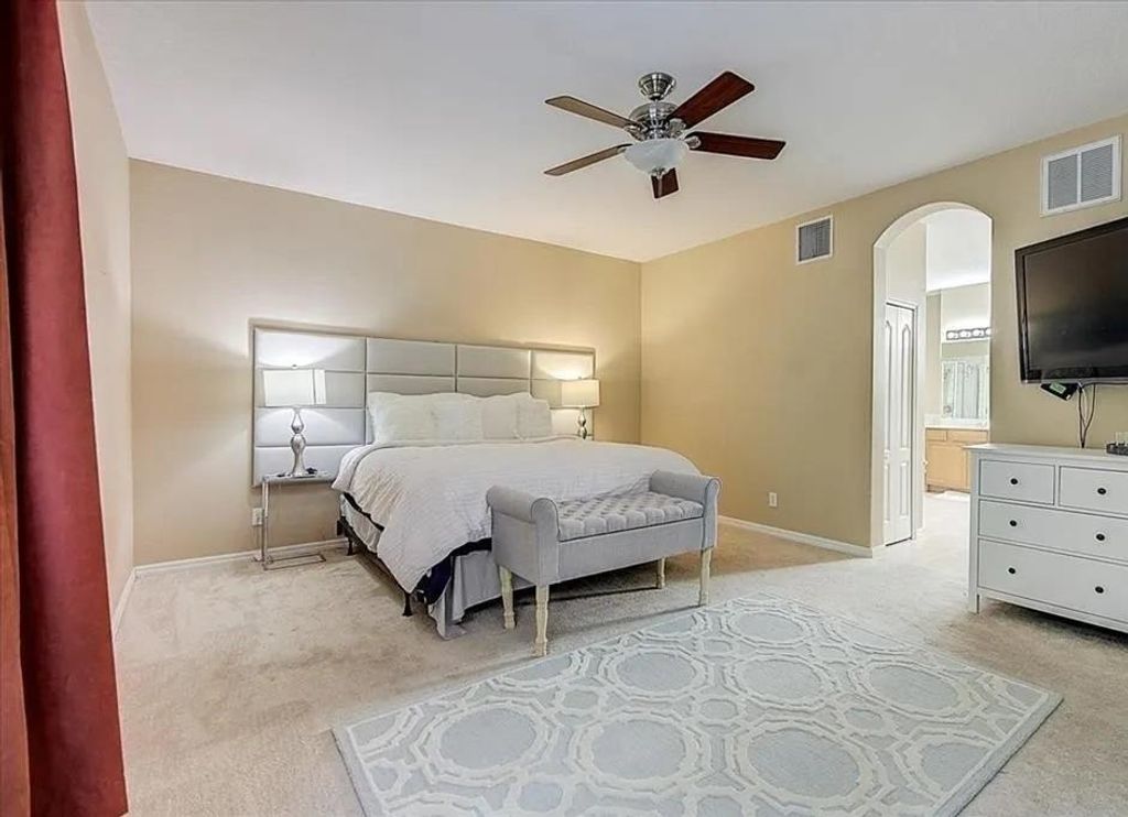 Photo of 27324 Briarglade Loop, Wesley Chapel, FL 33544 (MLS # 392571)