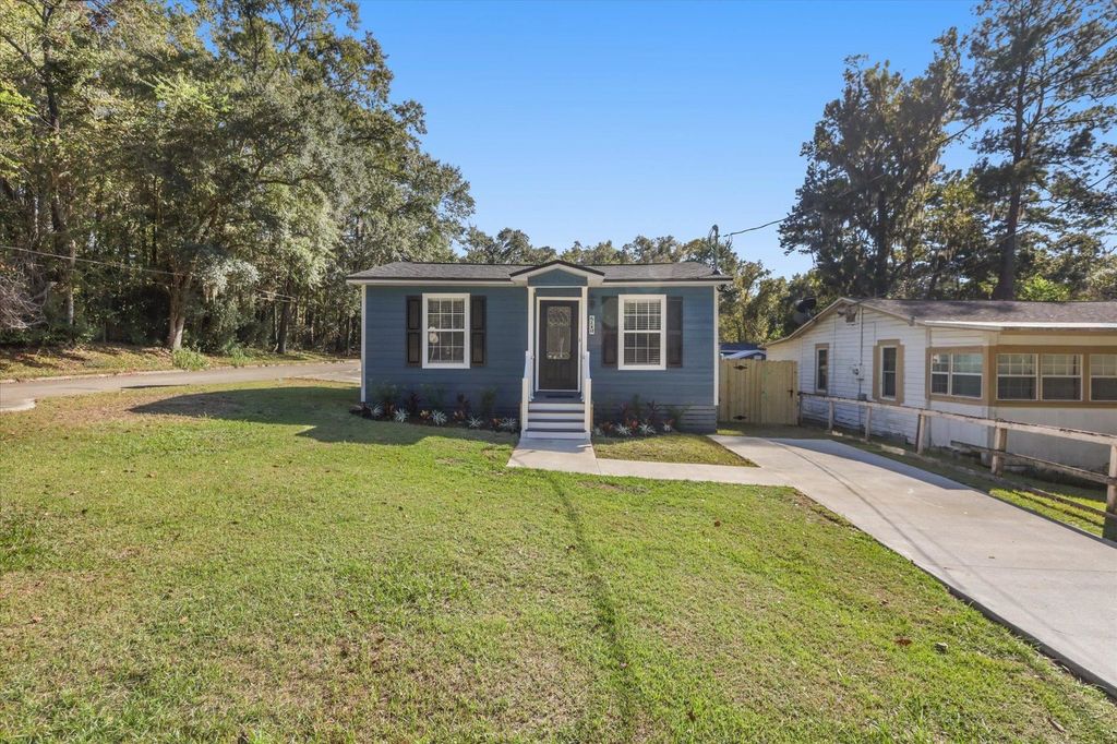 Photo of 2901 Baltic Avenue, Tallahassee, FL 32308 (MLS # 392457)