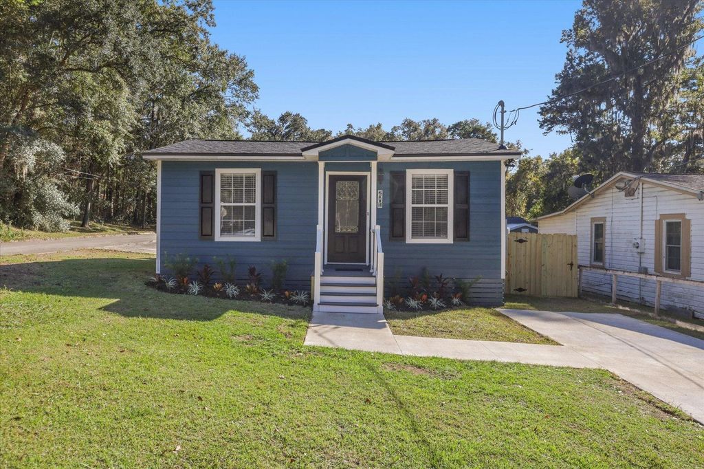 Photo of 2901 Baltic Avenue, Tallahassee, FL 32308 (MLS # 392457)
