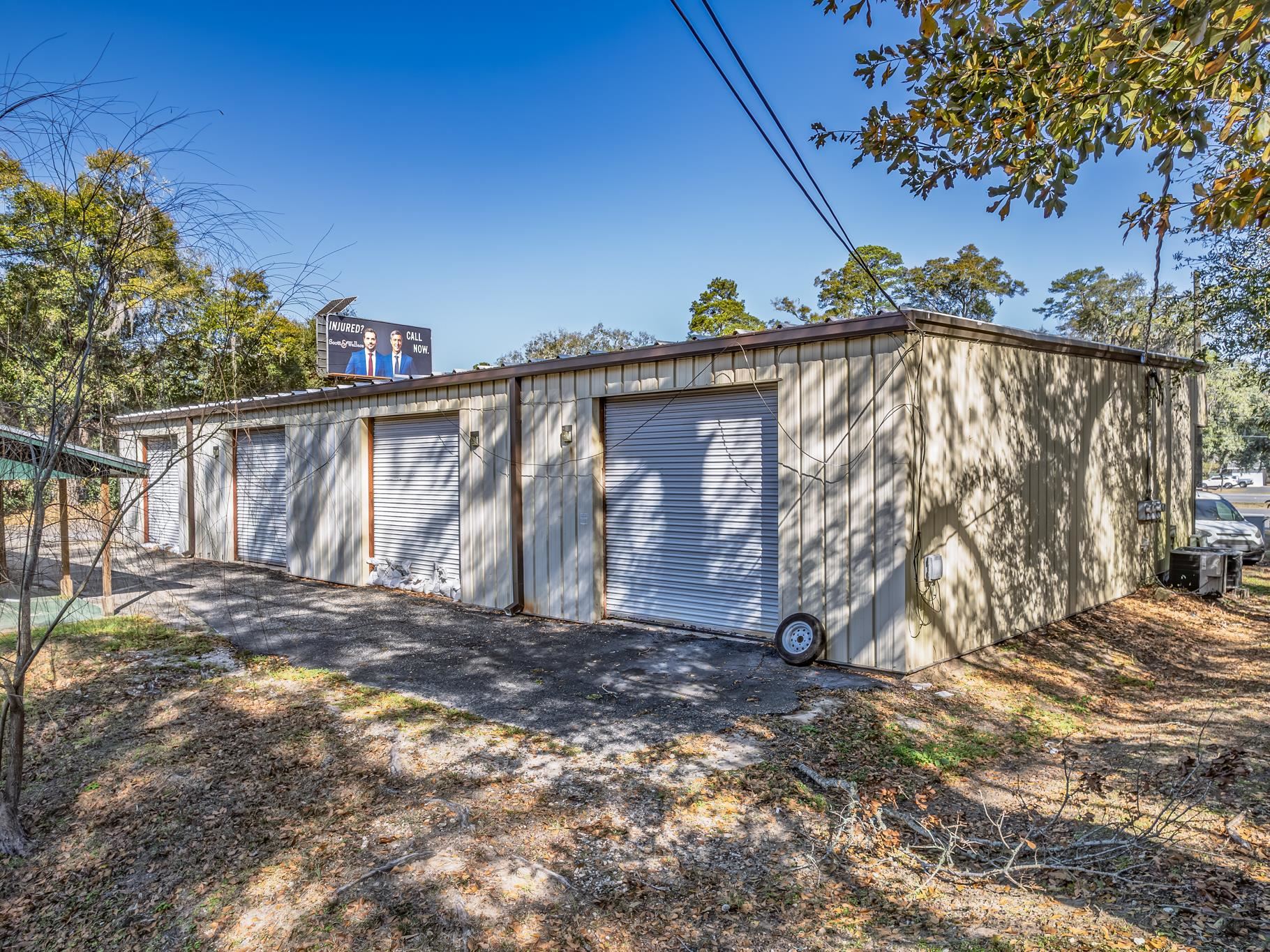 3976 N Monroe Street