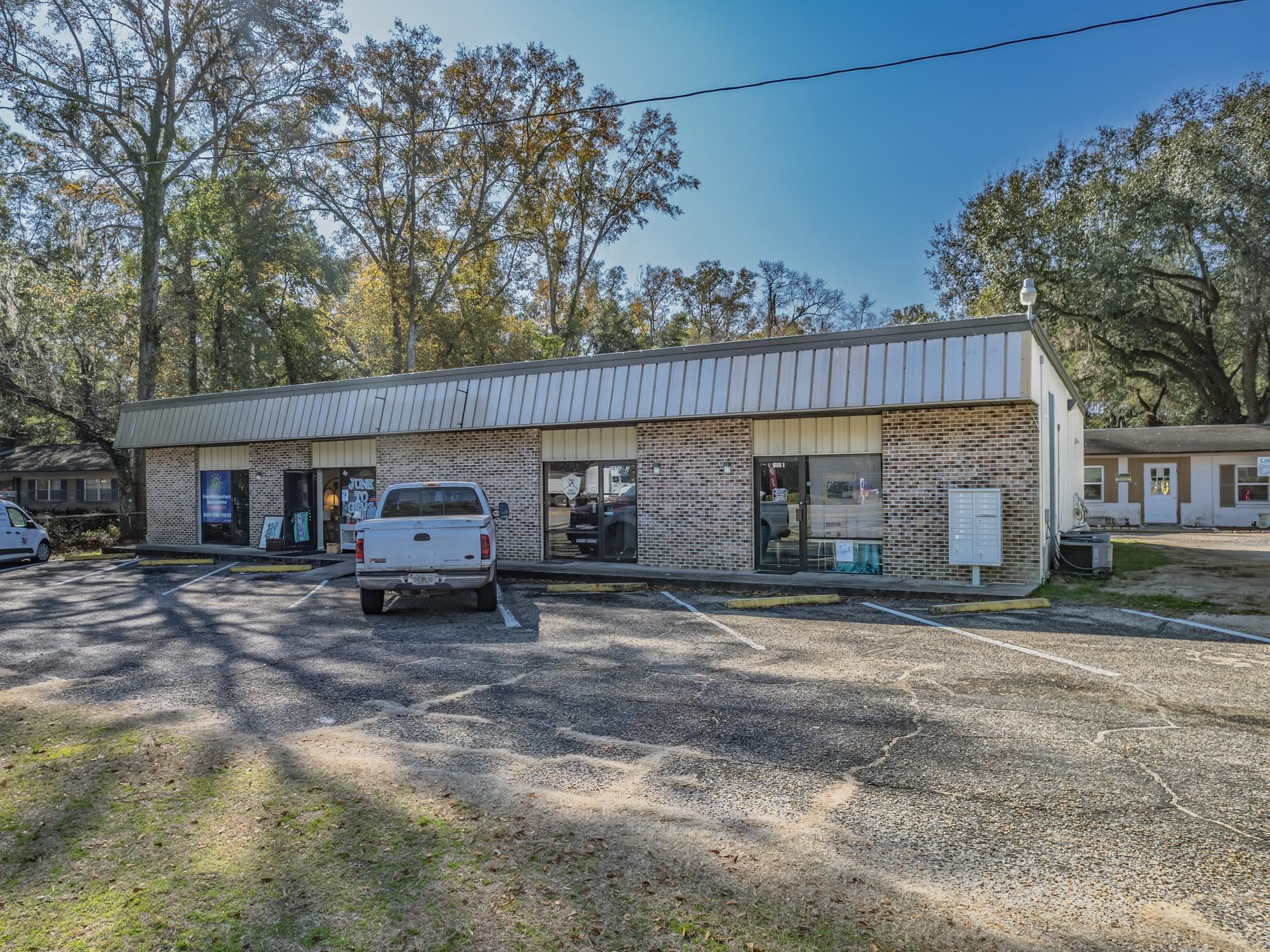 3976 N Monroe Street