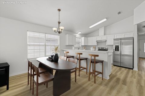 Tiny photo for 4428 SIESTA Court, Tallahassee, FL 32309 (MLS # 391371)