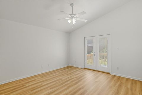 Tiny photo for 4428 SIESTA Court, Tallahassee, FL 32309 (MLS # 391371)