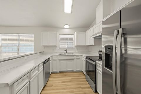 Tiny photo for 4428 SIESTA Court, Tallahassee, FL 32309 (MLS # 391371)