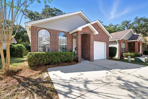 Tiny photo for 4428 SIESTA Court, Tallahassee, FL 32309 (MLS # 391371)