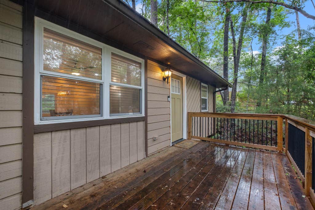 Photo of 2828 LARIS Drive, Tallahassee, FL 32303 (MLS # 401453)