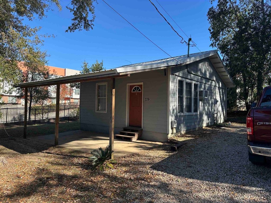 Photo of 229 S Lipona Road #C, Tallahassee, FL 32304 (MLS # 394187)