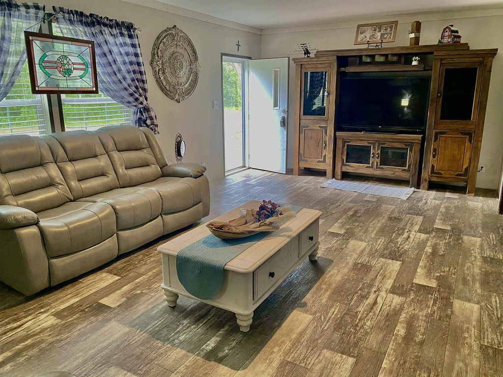 Photo of 3297 NE Rutherford Road, Lee, FL 32059 (MLS # 390001)