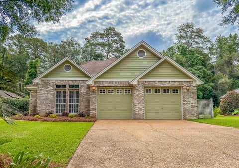 Photo of 1731 Riverbirch Hollow, Tallahassee, FL 32308 (MLS # 401116)