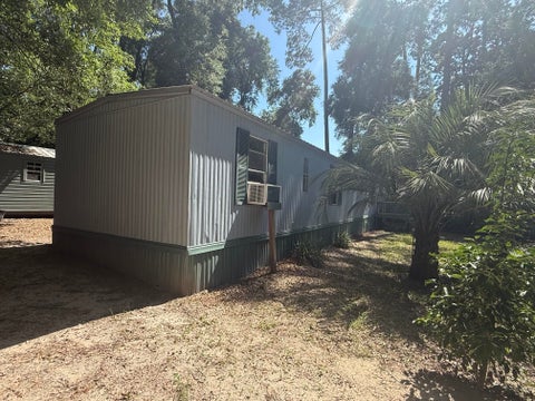 Tiny photo for 31 Solomon Drive, Crawfordville, FL 32327 (MLS # 402016)