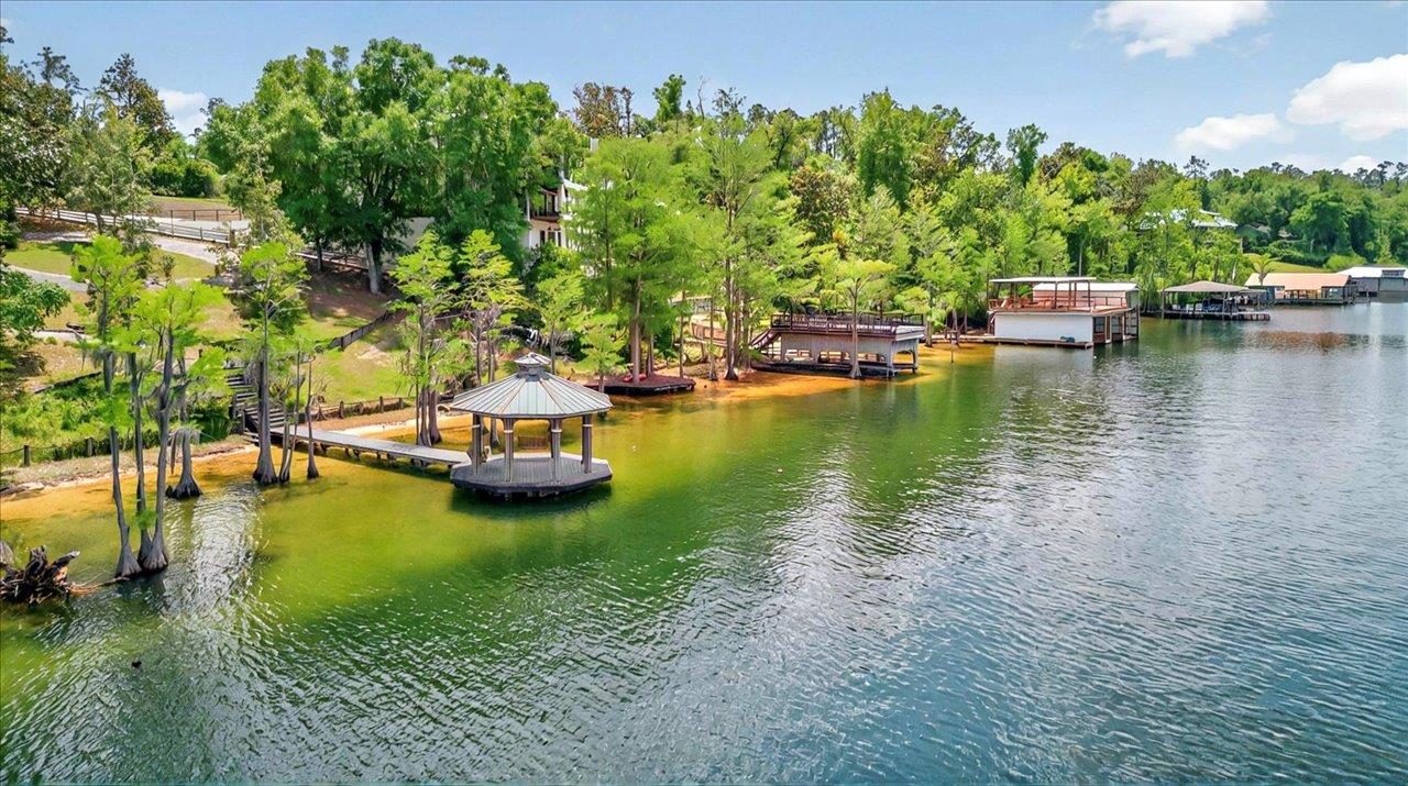 333 Compass Lake Drive