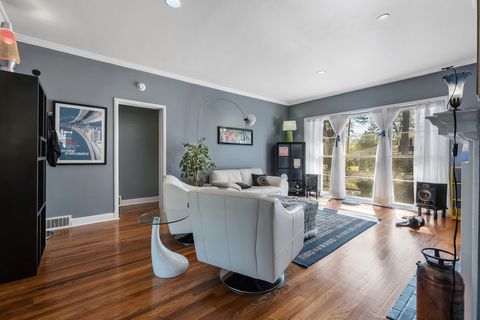 Tiny photo for 924 Myrtle Avenue, Quincy, FL 32351 (MLS # 396173)