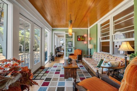 Tiny photo for 924 Myrtle Avenue, Quincy, FL 32351 (MLS # 396173)