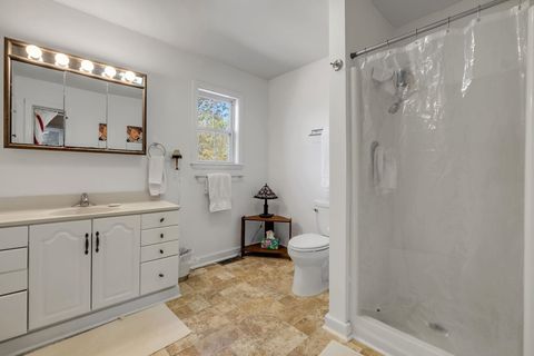 Tiny photo for 924 Myrtle Avenue, Quincy, FL 32351 (MLS # 396173)