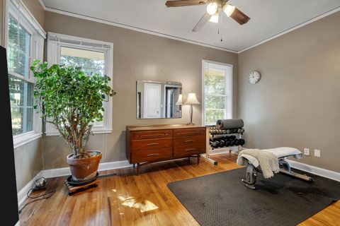 Tiny photo for 924 Myrtle Avenue, Quincy, FL 32351 (MLS # 396173)