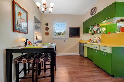 Tiny photo for 924 Myrtle Avenue, Quincy, FL 32351 (MLS # 396173)