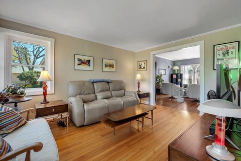 Tiny photo for 924 Myrtle Avenue, Quincy, FL 32351 (MLS # 396173)