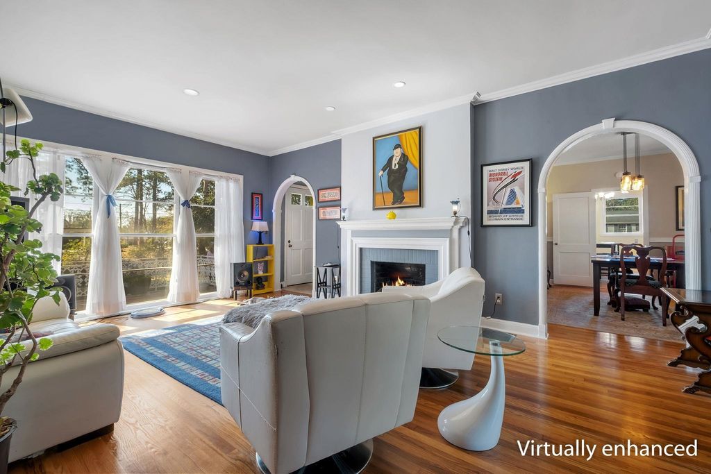 Photo of 924 Myrtle Avenue, Quincy, FL 32351 (MLS # 396173)