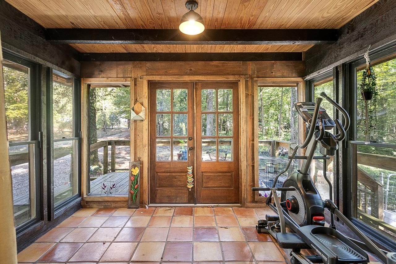 521 Conrad Hills Road