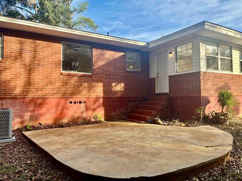 Tiny photo for 210 SATSUMA St, Tallahassee, FL 32301 (MLS # 393851)