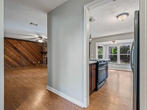 Tiny photo for 1049 Longstreet Drive, Tallahassee, FL 32311 (MLS # 392094)