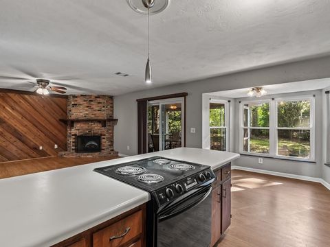 Tiny photo for 1049 Longstreet Drive, Tallahassee, FL 32311 (MLS # 392094)