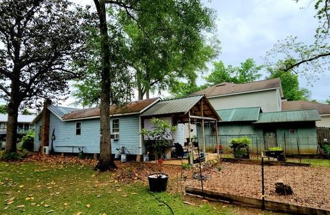 Tiny photo for 1317 LAKE Avenue, Tallahassee, FL 32310 (MLS # 398461)