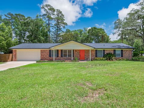 Photo of 2357 Braeburn Circle, Tallahassee, FL 32309 (MLS # 399994)