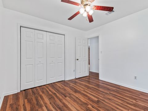 Tiny photo for 2357 Braeburn Circle, Tallahassee, FL 32309 (MLS # 399994)
