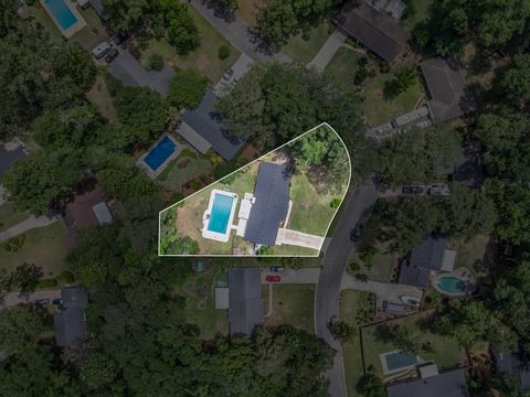 Tiny photo for 2357 Braeburn Circle, Tallahassee, FL 32309 (MLS # 399994)