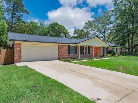 Tiny photo for 2357 Braeburn Circle, Tallahassee, FL 32309 (MLS # 399994)