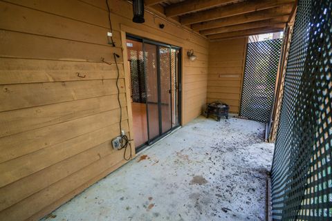 Tiny photo for 3322 Robinhood Road, Tallahassee, FL 32312 (MLS # 399380)