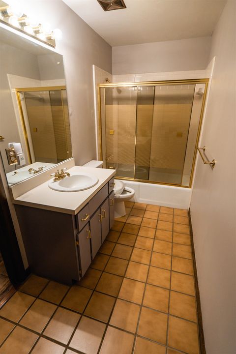 Tiny photo for 3322 Robinhood Road, Tallahassee, FL 32312 (MLS # 399380)