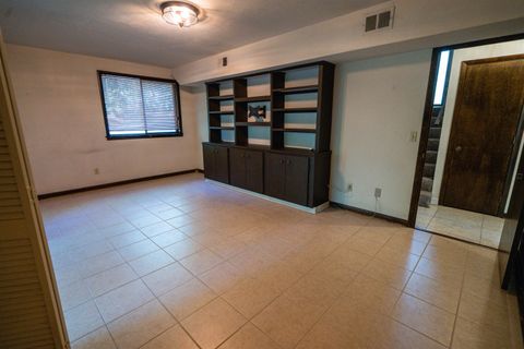 Tiny photo for 3322 Robinhood Road, Tallahassee, FL 32312 (MLS # 399380)